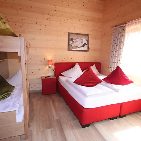 - L Feriehus *